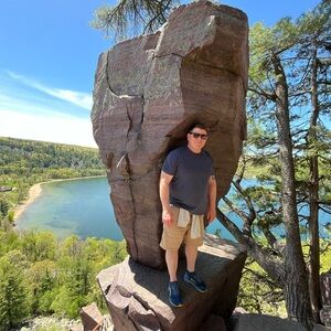 Meet your Posher, Cory